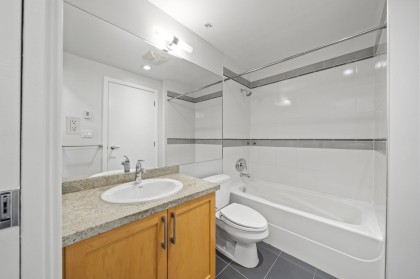 Photo 20 at 304 - 2055 Yukon Street, False Creek, Vancouver West