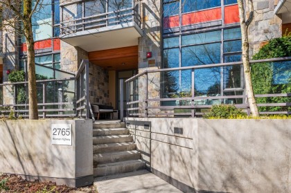 Photo 3 at 2765 Mountain Highway, Lynn Valley, North Vancouver