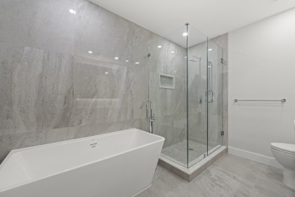 Photo 30 at 305 - 423 6th Street, Park Royal, West Vancouver