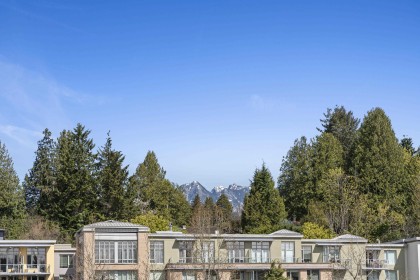 Photo 39 at 305 - 423 6th Street, Park Royal, West Vancouver