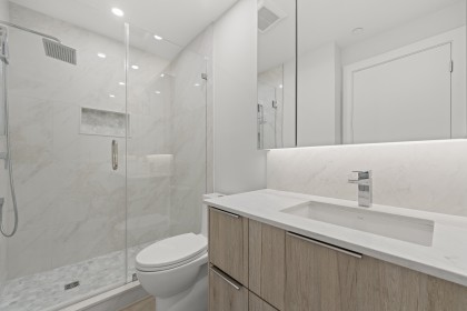 Photo 29 at 305 - 423 6th Street, Park Royal, West Vancouver