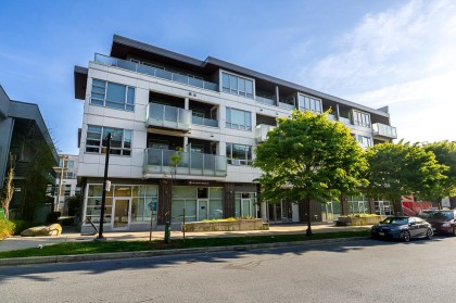 Photo 3 at 204 - 711 W 14th Street, Mosquito Creek, North Vancouver