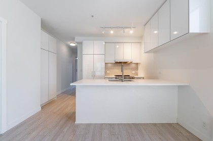 Photo 10 at 204 - 711 W 14th Street, Mosquito Creek, North Vancouver