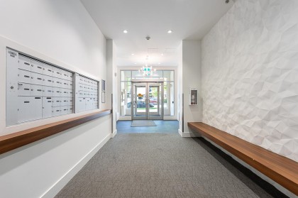 Photo 4 at 204 - 711 W 14th Street, Mosquito Creek, North Vancouver