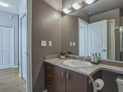 Photo 16 at 1201 - 120 W 16th Street, Central Lonsdale, North Vancouver