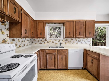 Photo 13 at 2762 Newmarket Drive, Edgemont, North Vancouver