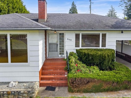 Photo 4 at 2762 Newmarket Drive, Edgemont, North Vancouver