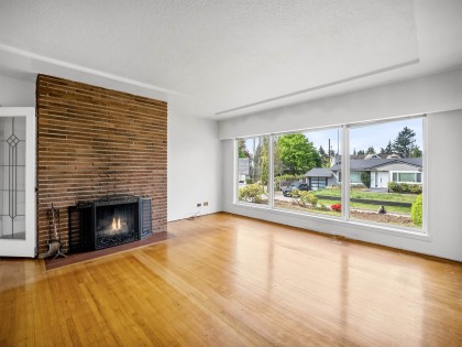 Photo 8 at 2762 Newmarket Drive, Edgemont, North Vancouver