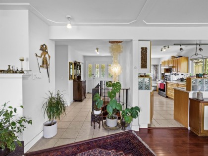 Photo 10 at 998 Fairway Drive, Dollarton, North Vancouver