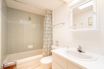Photo 17 at 304 - 592 W 16th Avenue, Cambie, Vancouver West