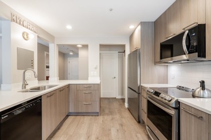 Photo 11 at 107 - 1283 Parkgate Avenue, Northlands, North Vancouver