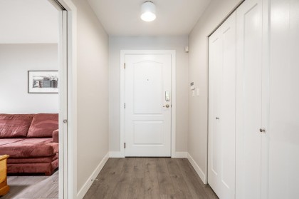 Photo 4 at 107 - 1283 Parkgate Avenue, Northlands, North Vancouver