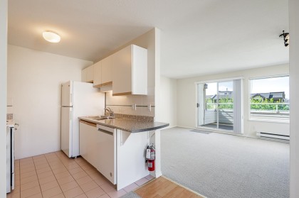 Photo 17 at 238 W 4th Street, Lower Lonsdale, North Vancouver