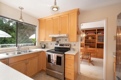 Photo 10 at 4057 Violet Street, Indian River, North Vancouver