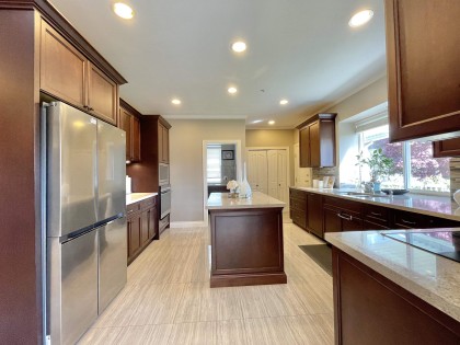 Photo 13 at 1120 W 58th Avenue, South Granville, Vancouver West