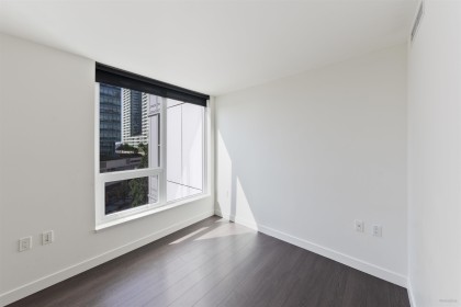 Photo 10 at 901 - 455 Sw Marine Drive, Marpole, Vancouver West
