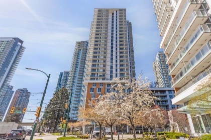 Photo 4 at 901 - 455 Sw Marine Drive, Marpole, Vancouver West
