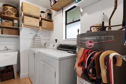 Photo 19 at 805 W 14th Avenue, Fairview VW, Vancouver West