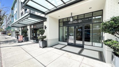 Photo 2 at 202 - 4355 W 10th Avenue, Point Grey, Vancouver West