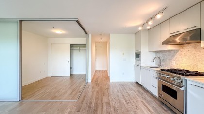 Photo 7 at 202 - 4355 W 10th Avenue, Point Grey, Vancouver West