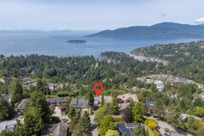 Photo 35 at 4729 Woodburn Road, Cypress Park Estates, West Vancouver