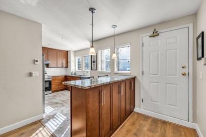 Photo 4 at 103 - 245 W 15th Street, Central Lonsdale, North Vancouver