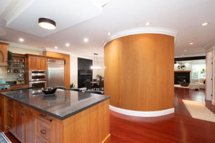 Photo 8 at 5671 Westport Road, Eagle Harbour, West Vancouver