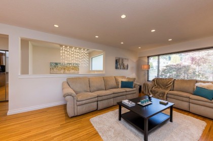 Photo 6 at 2549 Bendale Road, Blueridge NV, North Vancouver