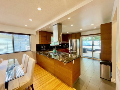 Photo 4 at 2549 Bendale Road, Blueridge NV, North Vancouver