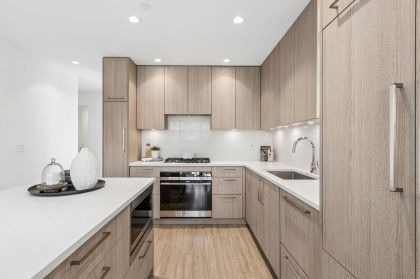 Photo 12 at 201 - 707 E 3rd Street, Queensbury, North Vancouver