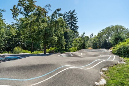 Photo 38 at 201 - 707 E 3rd Street, Queensbury, North Vancouver