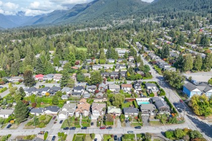 Photo 32 at 430 W Kings Road, Upper Lonsdale, North Vancouver