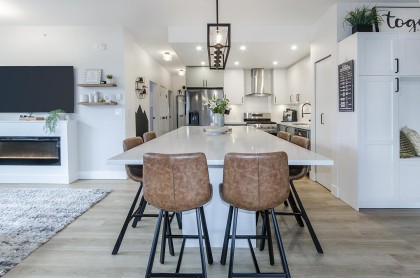 Photo 3 at 102 - 3602 Aldercrest Drive, Roche Point, North Vancouver