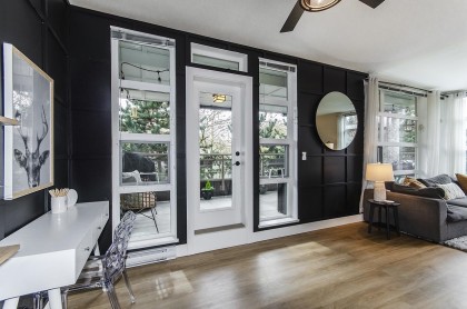 Photo 5 at 102 - 3602 Aldercrest Drive, Roche Point, North Vancouver