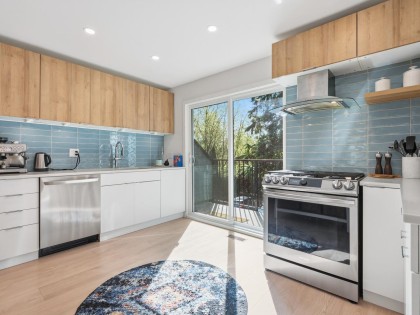 Photo 9 at 1516 Mcnair Drive, Lynn Valley, North Vancouver