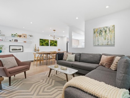 Photo 4 at 1516 Mcnair Drive, Lynn Valley, North Vancouver