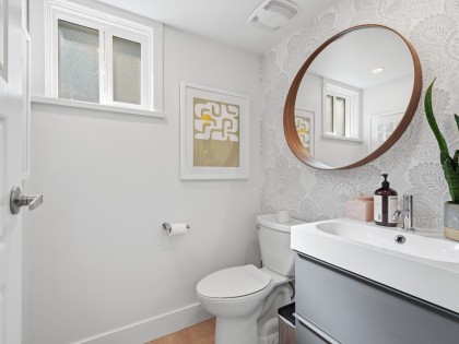Photo 8 at 1516 Mcnair Drive, Lynn Valley, North Vancouver
