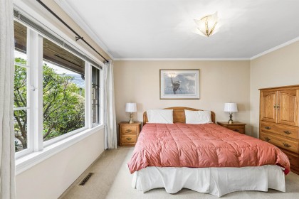 Photo 14 at 1092 Duchess Avenue, Sentinel Hill, West Vancouver