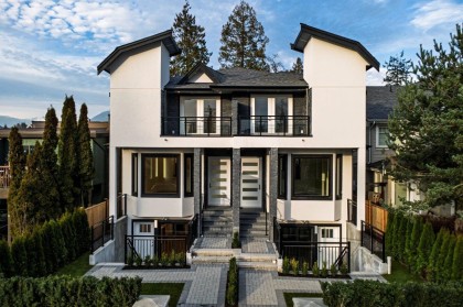 Photo 1 at 254 E 18th Street, Central Lonsdale, North Vancouver