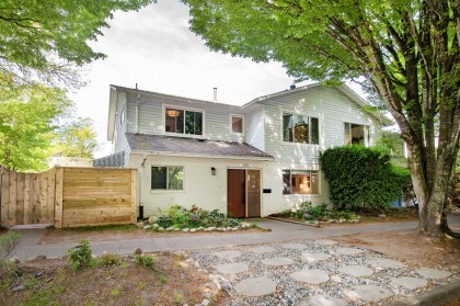 Photo 2 at 3385 Ontario Street, Cambie, Vancouver West