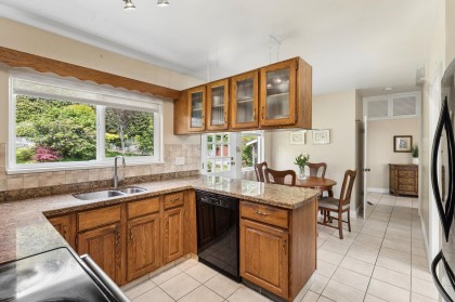 Photo 13 at 606 Hawstead Place, British Properties, West Vancouver