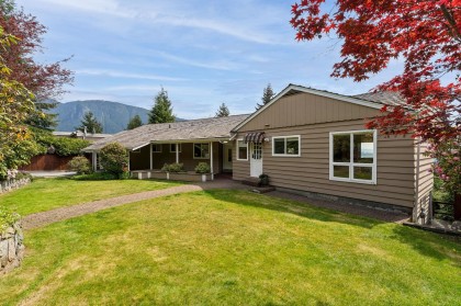 Photo 1 at 606 Hawstead Place, British Properties, West Vancouver
