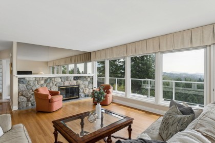 Photo 5 at 606 Hawstead Place, British Properties, West Vancouver