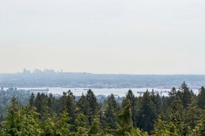 Photo 8 at 606 Hawstead Place, British Properties, West Vancouver