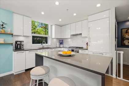 Photo 11 at 103 - 3487 Binning Road, University VW, Vancouver West