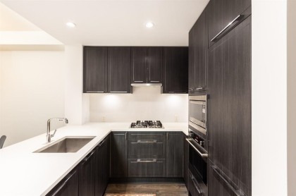 Photo 5 at 111 - 6677 Cambie Street, South Cambie, Vancouver West