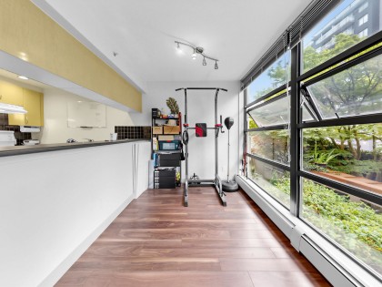 Photo 6 at 214 - 1688 Robson Street, West End VW, Vancouver West