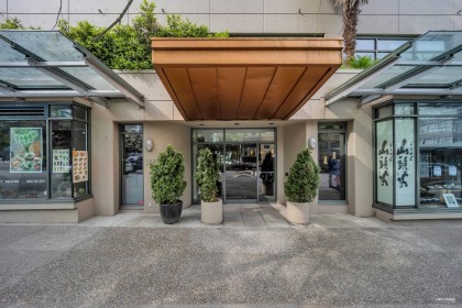 Photo 1 at 214 - 1688 Robson Street, West End VW, Vancouver West