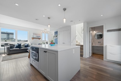 Photo 9 at 402 - 505 E 2nd Street, Lower Lonsdale, North Vancouver