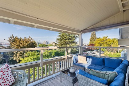Photo 2 at 1 - 244 E 5th Street, Lower Lonsdale, North Vancouver